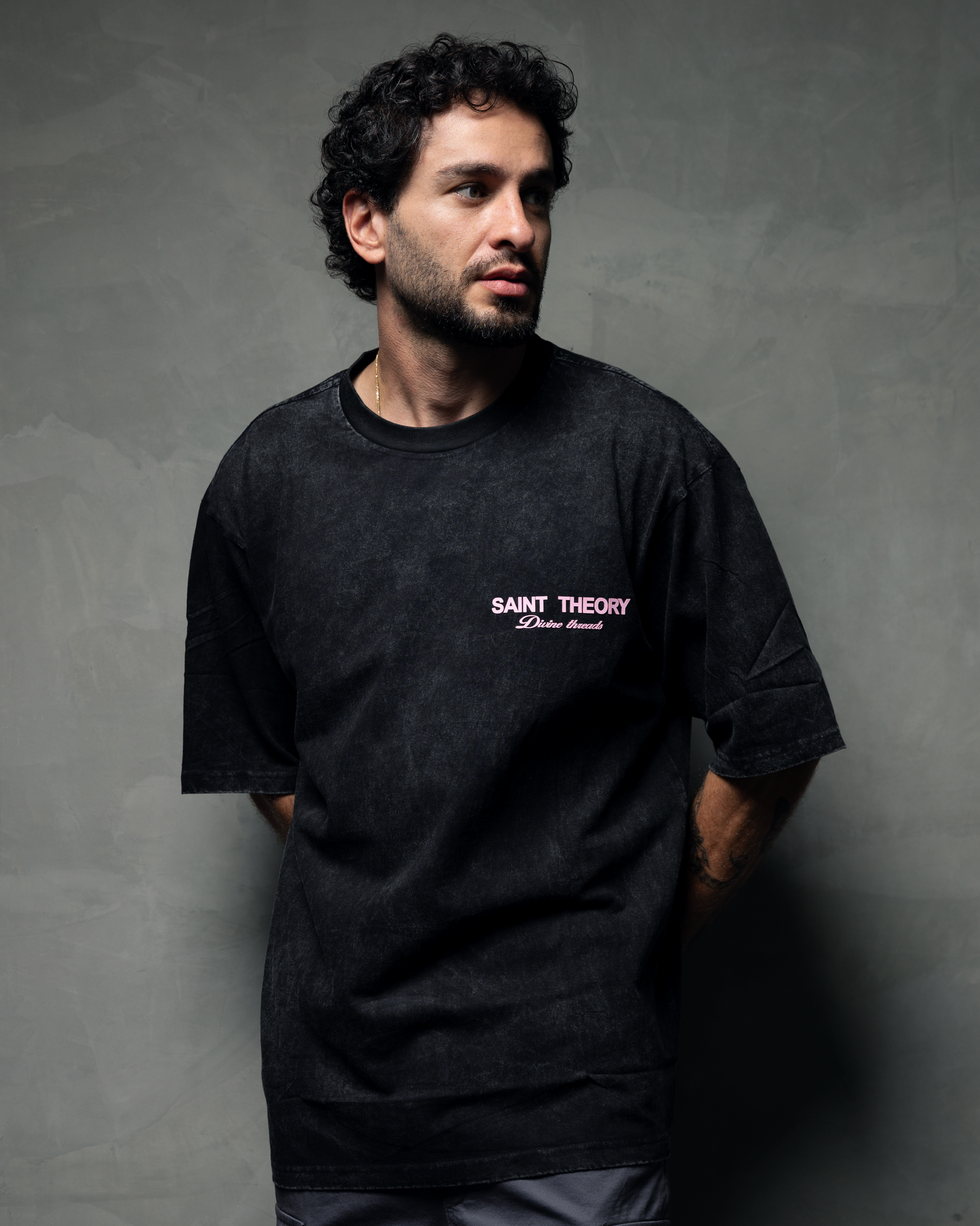 SAINT THEORY DIVINE THREADS NEGRO DESVANECIDO ROSA