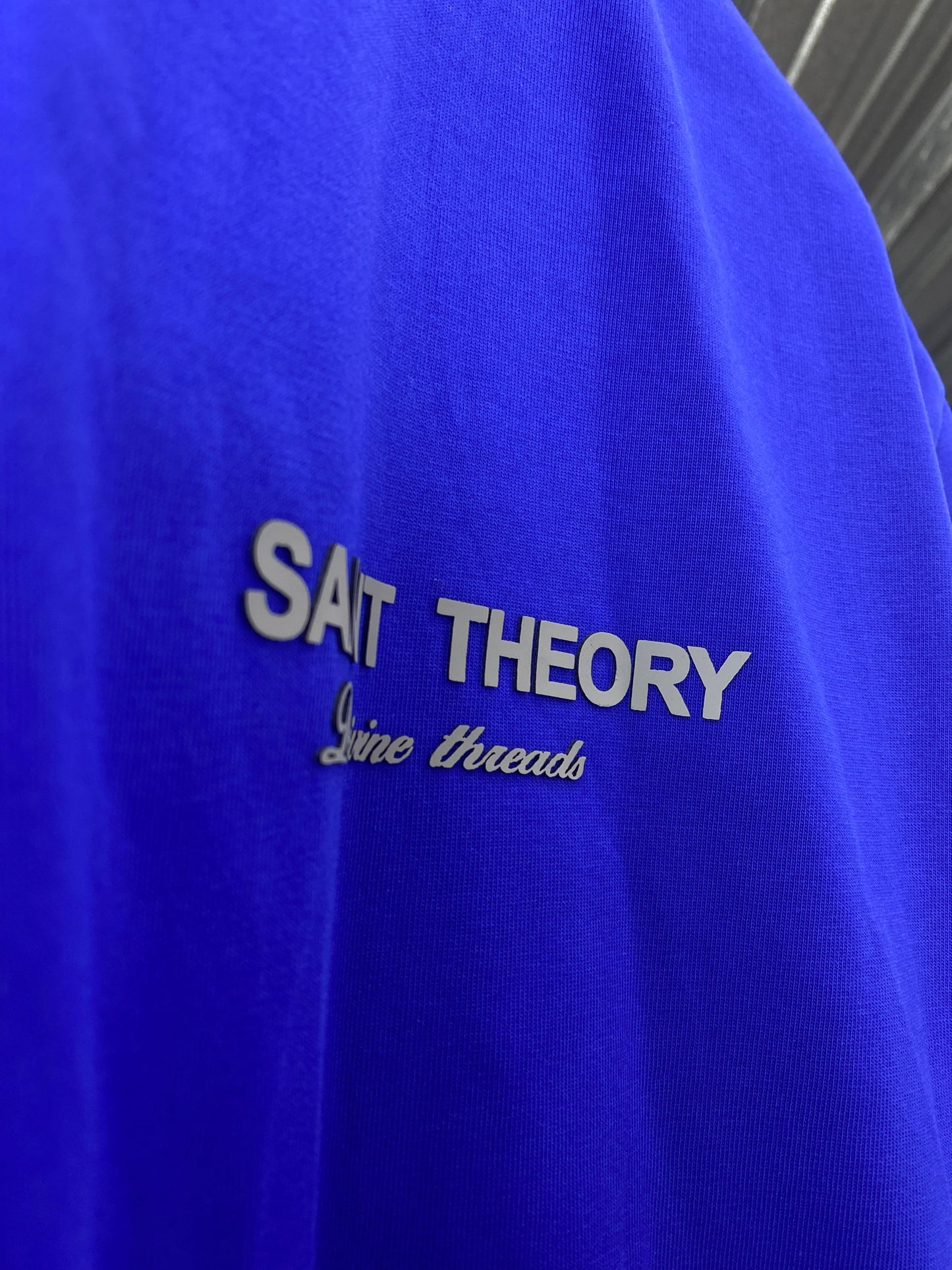 SAINT THEORY T SHIRT HILOS DIVINOS AZUL/GRIS